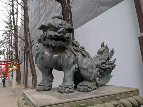 花園神社の狛犬