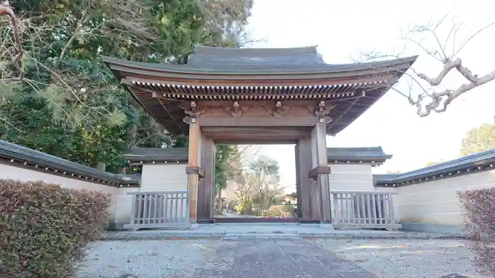 宝持院の山門・神門