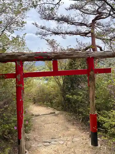 丸山稲荷神社奥社の鳥居