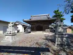 神明社の本殿