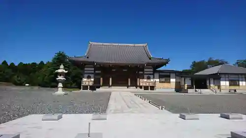 光明寺の本殿・本堂