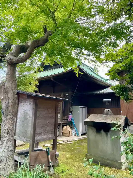鹿島神社の{uncategorized: "未分類", other: "その他", undefined: "問題あり", building: "その他建物", grave: "お墓", sacred_gate: "鳥居", guardian: "狛犬", statue: "像", buddha: "仏像", history: "歴史", nature: "自然", garden: "庭園", animal: "動物", pagoda: "塔", temizu: "手水舎", mountain_gate: "山門・神門", sanctuary: "本殿・本堂", subordinate: "末社・摂社", art: "芸術", scenery: "景色", jizo: "地蔵", ema: "絵馬", goshuin: "御朱印", omikuji: "おみくじ", items: "授与品その他", amulet: "お守り", goshuincho: "御朱印帳", eats: "食事", festival: "お祭り", votive_dance: "神楽", shichigosan: "七五三参", wedding: "結婚式", experience: "体験その他", initially: "初詣", around: "周辺", anti_infection: "感染症対策"}