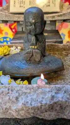 福寿観音の{uncategorized: "未分類", other: "その他", undefined: "問題あり", building: "その他建物", grave: "お墓", sacred_gate: "鳥居", guardian: "狛犬", statue: "像", buddha: "仏像", history: "歴史", nature: "自然", garden: "庭園", animal: "動物", pagoda: "塔", temizu: "手水舎", mountain_gate: "山門・神門", sanctuary: "本殿・本堂", subordinate: "末社・摂社", art: "芸術", scenery: "景色", jizo: "地蔵", ema: "絵馬", goshuin: "御朱印", omikuji: "おみくじ", items: "授与品その他", amulet: "お守り", goshuincho: "御朱印帳", eats: "食事", festival: "お祭り", votive_dance: "神楽", shichigosan: "七五三参", wedding: "結婚式", experience: "体験その他", initially: "初詣", around: "周辺", anti_infection: "感染症対策"}