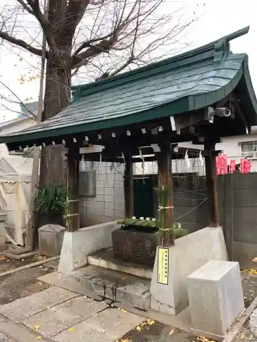 穏田神社の手水舎