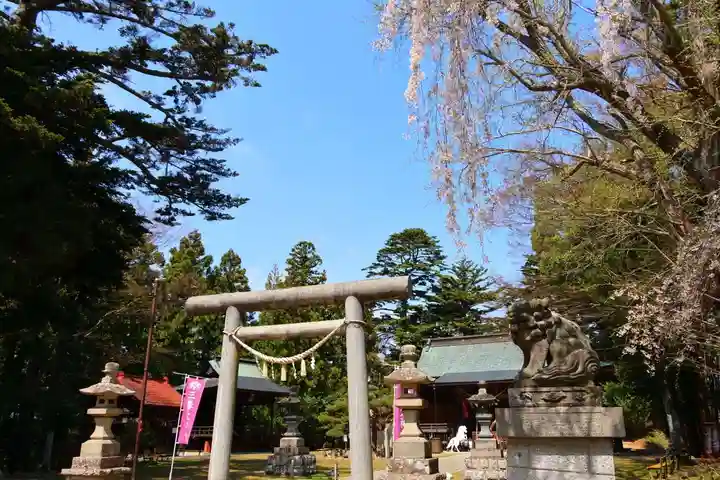 三春大神宮の鳥居
