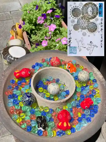 谷中西光寺の手水舎