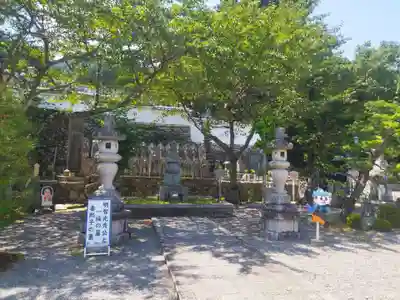 西教寺(滋賀県)