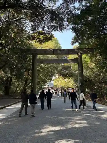 熱田神宮の{uncategorized: "未分類", other: "その他", undefined: "問題あり", building: "その他建物", grave: "お墓", sacred_gate: "鳥居", guardian: "狛犬", statue: "像", buddha: "仏像", history: "歴史", nature: "自然", garden: "庭園", animal: "動物", pagoda: "塔", temizu: "手水舎", mountain_gate: "山門・神門", sanctuary: "本殿・本堂", subordinate: "末社・摂社", art: "芸術", scenery: "景色", jizo: "地蔵", ema: "絵馬", goshuin: "御朱印", omikuji: "おみくじ", items: "授与品その他", amulet: "お守り", goshuincho: "御朱印帳", eats: "食事", festival: "お祭り", votive_dance: "神楽", shichigosan: "七五三参", wedding: "結婚式", experience: "体験その他", initially: "初詣", around: "周辺", anti_infection: "感染症対策"}