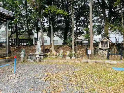 補陀落寺の{uncategorized: "未分類", other: "その他", undefined: "問題あり", building: "その他建物", grave: "お墓", sacred_gate: "鳥居", guardian: "狛犬", statue: "像", buddha: "仏像", history: "歴史", nature: "自然", garden: "庭園", animal: "動物", pagoda: "塔", temizu: "手水舎", mountain_gate: "山門・神門", sanctuary: "本殿・本堂", subordinate: "末社・摂社", art: "芸術", scenery: "景色", jizo: "地蔵", ema: "絵馬", goshuin: "御朱印", omikuji: "おみくじ", items: "授与品その他", amulet: "お守り", goshuincho: "御朱印帳", eats: "食事", festival: "お祭り", votive_dance: "神楽", shichigosan: "七五三参", wedding: "結婚式", experience: "体験その他", initially: "初詣", around: "周辺", anti_infection: "感染症対策"}