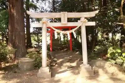 尾崎神社の末社・摂社