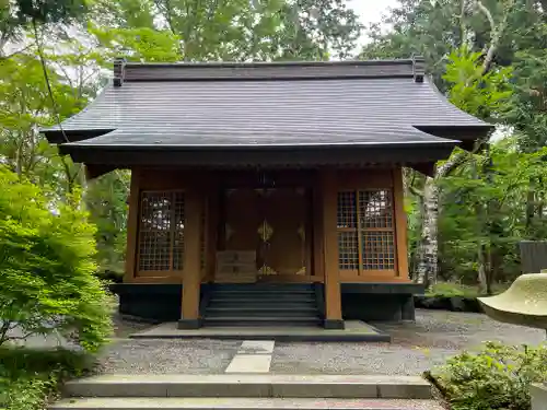 十里木八幡宮の本殿・本堂