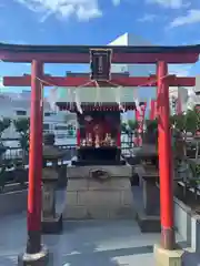 朝日稲荷神社の鳥居