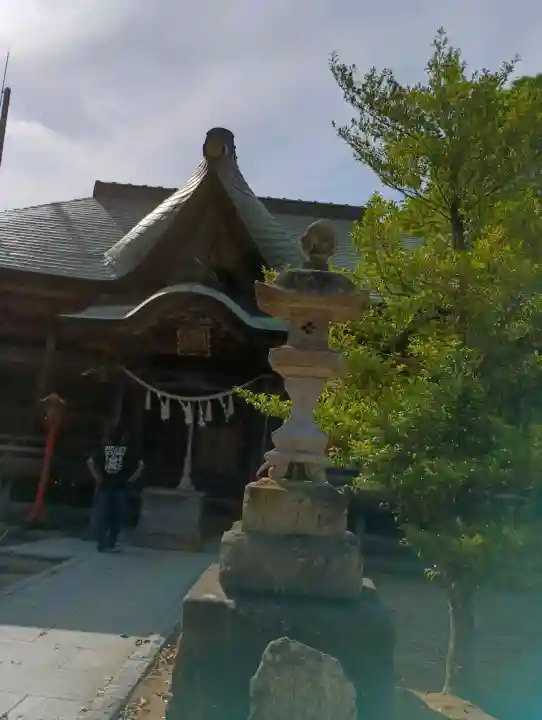 白幡八幡神社の{uncategorized: "未分類", other: "その他", undefined: "問題あり", building: "その他建物", grave: "お墓", sacred_gate: "鳥居", guardian: "狛犬", statue: "像", buddha: "仏像", history: "歴史", nature: "自然", garden: "庭園", animal: "動物", pagoda: "塔", temizu: "手水舎", mountain_gate: "山門・神門", sanctuary: "本殿・本堂", subordinate: "末社・摂社", art: "芸術", scenery: "景色", jizo: "地蔵", ema: "絵馬", goshuin: "御朱印", omikuji: "おみくじ", items: "授与品その他", amulet: "お守り", goshuincho: "御朱印帳", eats: "食事", festival: "お祭り", votive_dance: "神楽", shichigosan: "七五三参", wedding: "結婚式", experience: "体験その他", initially: "初詣", around: "周辺", anti_infection: "感染症対策"}