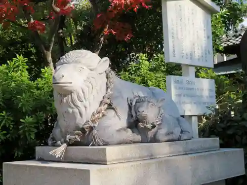 羊神社の狛犬