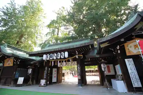 大宮八幡宮の山門