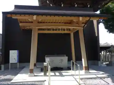 味鋺神社の手水舎