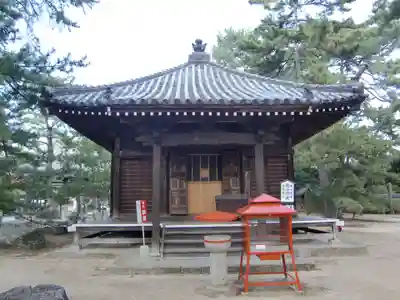 讃岐國分寺の本殿・本堂