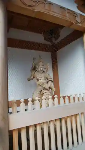 能満寺の像