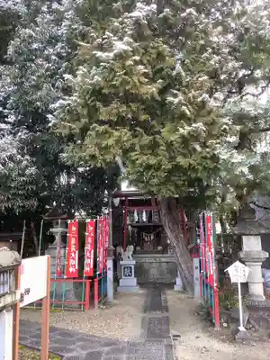 新羅神社の末社・摂社