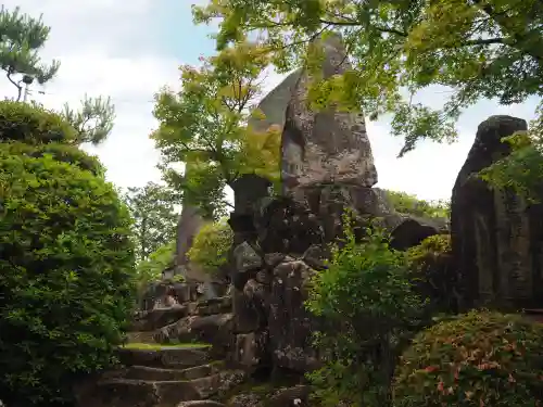 一乗寺の{uncategorized: "未分類", other: "その他", undefined: "問題あり", building: "その他建物", grave: "お墓", sacred_gate: "鳥居", guardian: "狛犬", statue: "像", buddha: "仏像", history: "歴史", nature: "自然", garden: "庭園", animal: "動物", pagoda: "塔", temizu: "手水舎", mountain_gate: "山門・神門", sanctuary: "本殿・本堂", subordinate: "末社・摂社", art: "芸術", scenery: "景色", jizo: "地蔵", ema: "絵馬", goshuin: "御朱印", omikuji: "おみくじ", items: "授与品その他", amulet: "お守り", goshuincho: "御朱印帳", eats: "食事", festival: "お祭り", votive_dance: "神楽", shichigosan: "七五三参", wedding: "結婚式", experience: "体験その他", initially: "初詣", around: "周辺", anti_infection: "感染症対策"}