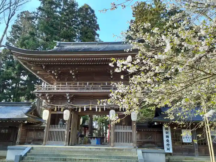 伊佐須美神社の山門・神門