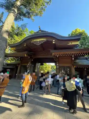 大國魂神社の{uncategorized: "未分類", other: "その他", undefined: "問題あり", building: "その他建物", grave: "お墓", sacred_gate: "鳥居", guardian: "狛犬", statue: "像", buddha: "仏像", history: "歴史", nature: "自然", garden: "庭園", animal: "動物", pagoda: "塔", temizu: "手水舎", mountain_gate: "山門・神門", sanctuary: "本殿・本堂", subordinate: "末社・摂社", art: "芸術", scenery: "景色", jizo: "地蔵", ema: "絵馬", goshuin: "御朱印", omikuji: "おみくじ", items: "授与品その他", amulet: "お守り", goshuincho: "御朱印帳", eats: "食事", festival: "お祭り", votive_dance: "神楽", shichigosan: "七五三参", wedding: "結婚式", experience: "体験その他", initially: "初詣", around: "周辺", anti_infection: "感染症対策"}