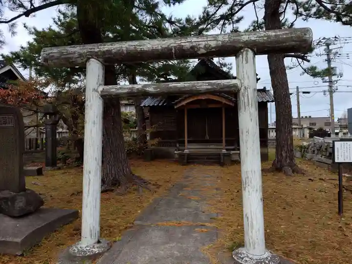 八坂神社(新潟県)
