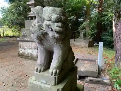 五靈神社の狛犬