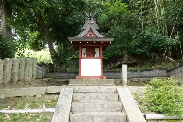 三井神社の本殿