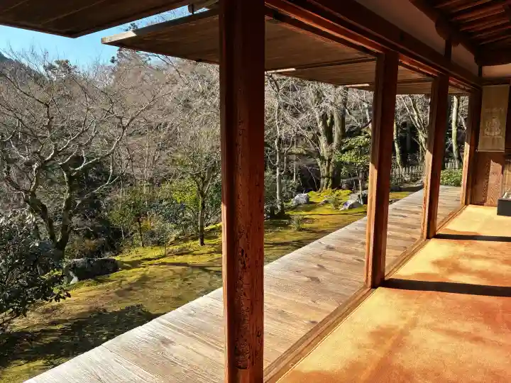 高山寺の{uncategorized: "未分類", other: "その他", undefined: "問題あり", building: "その他建物", grave: "お墓", sacred_gate: "鳥居", guardian: "狛犬", statue: "像", buddha: "仏像", history: "歴史", nature: "自然", garden: "庭園", animal: "動物", pagoda: "塔", temizu: "手水舎", mountain_gate: "山門・神門", sanctuary: "本殿・本堂", subordinate: "末社・摂社", art: "芸術", scenery: "景色", jizo: "地蔵", ema: "絵馬", goshuin: "御朱印", omikuji: "おみくじ", items: "授与品その他", amulet: "お守り", goshuincho: "御朱印帳", eats: "食事", festival: "お祭り", votive_dance: "神楽", shichigosan: "七五三参", wedding: "結婚式", experience: "体験その他", initially: "初詣", around: "周辺", anti_infection: "感染症対策"}
