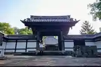 蓮教寺の山門・神門