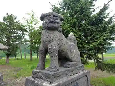 班渓神社の狛犬