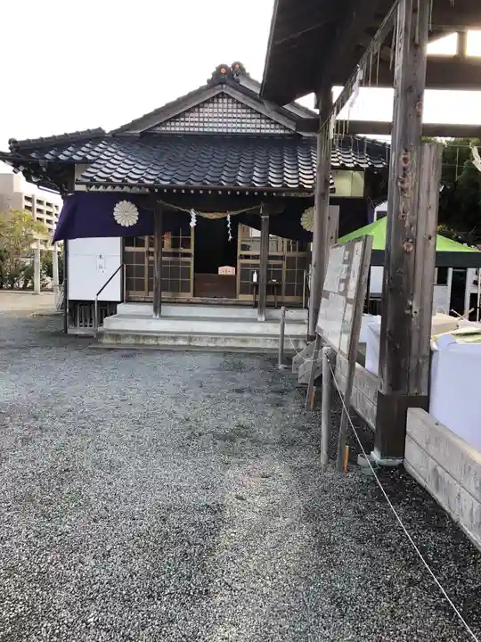 柏原神社の本殿・本堂