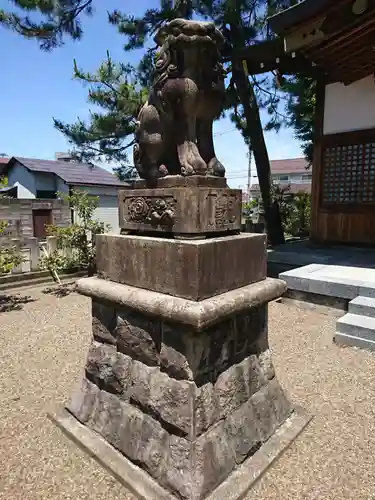 八幡神社の狛犬