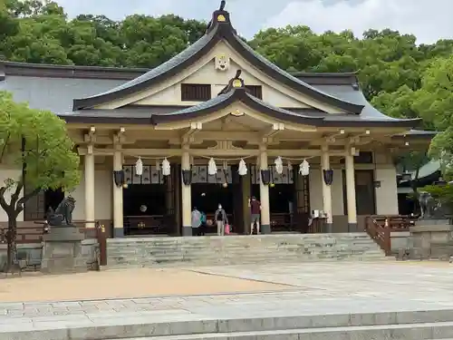 湊川神社の本殿・本堂