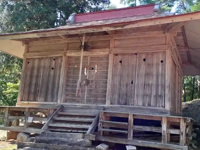 熊野神社の本殿