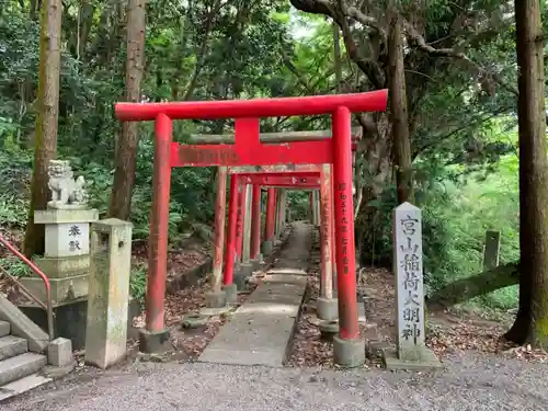 小丹神社の鳥居