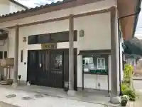 妙現寺の{uncategorized: "未分類", other: "その他", undefined: "問題あり", building: "その他建物", grave: "お墓", sacred_gate: "鳥居", guardian: "狛犬", statue: "像", buddha: "仏像", history: "歴史", nature: "自然", garden: "庭園", animal: "動物", pagoda: "塔", temizu: "手水舎", mountain_gate: "山門・神門", sanctuary: "本殿・本堂", subordinate: "末社・摂社", art: "芸術", scenery: "景色", jizo: "地蔵", ema: "絵馬", goshuin: "御朱印", omikuji: "おみくじ", items: "授与品その他", amulet: "お守り", goshuincho: "御朱印帳", eats: "食事", festival: "お祭り", votive_dance: "神楽", shichigosan: "七五三参", wedding: "結婚式", experience: "体験その他", initially: "初詣", around: "周辺", anti_infection: "感染症対策"}