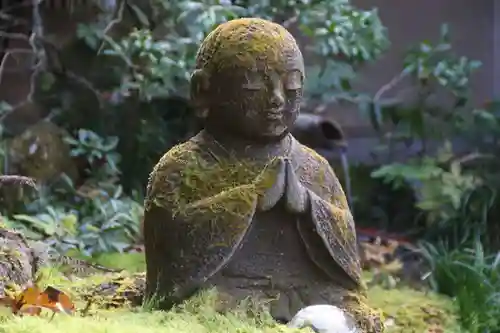 徳善院明王密寺の庭園