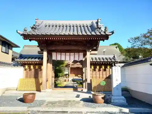 歓喜院の山門・神門