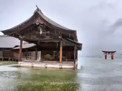 厳島神社(広島県)