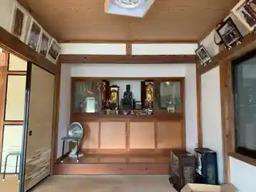 住吉寺の本殿・本堂