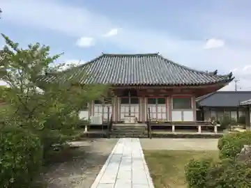 護国寺の本殿・本堂