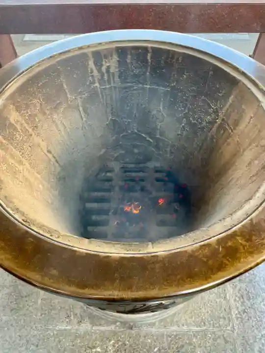 とげぬき地蔵尊 高岩寺の{uncategorized: "未分類", other: "その他", undefined: "問題あり", building: "その他建物", grave: "お墓", sacred_gate: "鳥居", guardian: "狛犬", statue: "像", buddha: "仏像", history: "歴史", nature: "自然", garden: "庭園", animal: "動物", pagoda: "塔", temizu: "手水舎", mountain_gate: "山門・神門", sanctuary: "本殿・本堂", subordinate: "末社・摂社", art: "芸術", scenery: "景色", jizo: "地蔵", ema: "絵馬", goshuin: "御朱印", omikuji: "おみくじ", items: "授与品その他", amulet: "お守り", goshuincho: "御朱印帳", eats: "食事", festival: "お祭り", votive_dance: "神楽", shichigosan: "七五三参", wedding: "結婚式", experience: "体験その他", initially: "初詣", around: "周辺", anti_infection: "感染症対策"}