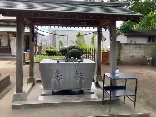 (下館)羽黒神社の手水舎