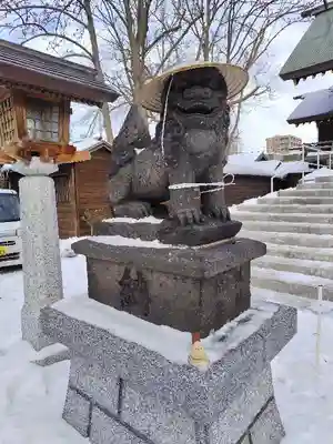 札幌諏訪神社の狛犬