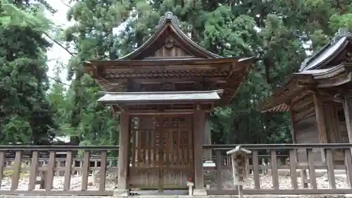 法音寺の本殿