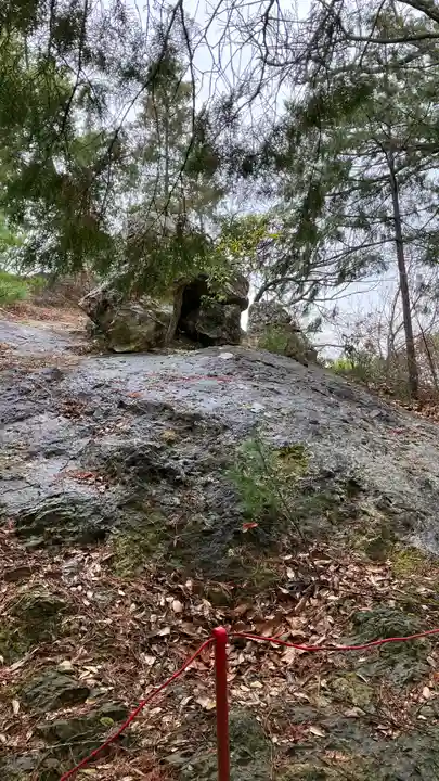 石上布都魂神社(岡山県)