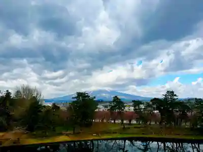 青森縣護國神社の{uncategorized: "未分類", other: "その他", undefined: "問題あり", building: "その他建物", grave: "お墓", sacred_gate: "鳥居", guardian: "狛犬", statue: "像", buddha: "仏像", history: "歴史", nature: "自然", garden: "庭園", animal: "動物", pagoda: "塔", temizu: "手水舎", mountain_gate: "山門・神門", sanctuary: "本殿・本堂", subordinate: "末社・摂社", art: "芸術", scenery: "景色", jizo: "地蔵", ema: "絵馬", goshuin: "御朱印", omikuji: "おみくじ", items: "授与品その他", amulet: "お守り", goshuincho: "御朱印帳", eats: "食事", festival: "お祭り", votive_dance: "神楽", shichigosan: "七五三参", wedding: "結婚式", experience: "体験その他", initially: "初詣", around: "周辺", anti_infection: "感染症対策"}