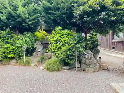 八坂神社の{uncategorized: "未分類", other: "その他", undefined: "問題あり", building: "その他建物", grave: "お墓", sacred_gate: "鳥居", guardian: "狛犬", statue: "像", buddha: "仏像", history: "歴史", nature: "自然", garden: "庭園", animal: "動物", pagoda: "塔", temizu: "手水舎", mountain_gate: "山門・神門", sanctuary: "本殿・本堂", subordinate: "末社・摂社", art: "芸術", scenery: "景色", jizo: "地蔵", ema: "絵馬", goshuin: "御朱印", omikuji: "おみくじ", items: "授与品その他", amulet: "お守り", goshuincho: "御朱印帳", eats: "食事", festival: "お祭り", votive_dance: "神楽", shichigosan: "七五三参", wedding: "結婚式", experience: "体験その他", initially: "初詣", around: "周辺", anti_infection: "感染症対策"}